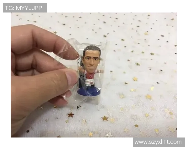 阿森纳足球明星人偶背后的故事与制作过程揭秘